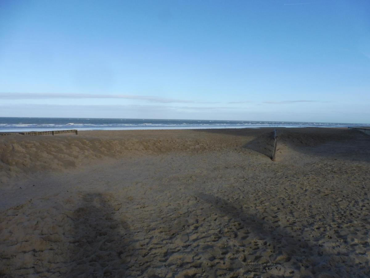 Apartamento Gabbiano De Witte Meeuw Koksijde Exterior foto